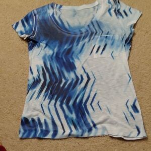 Calvin Klein Blue and White Abstract Women's Tee
